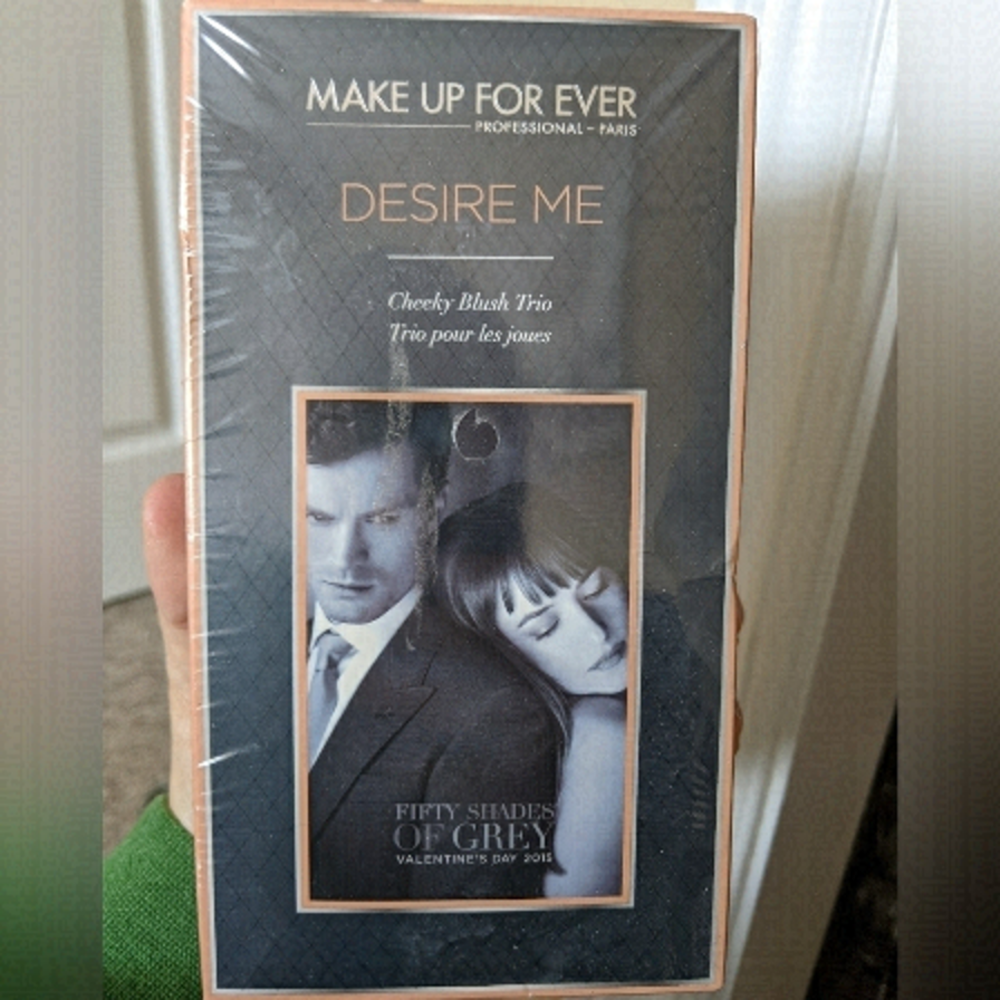 MAKEUP forever RARE desire me 2015 fifty shades of gray set